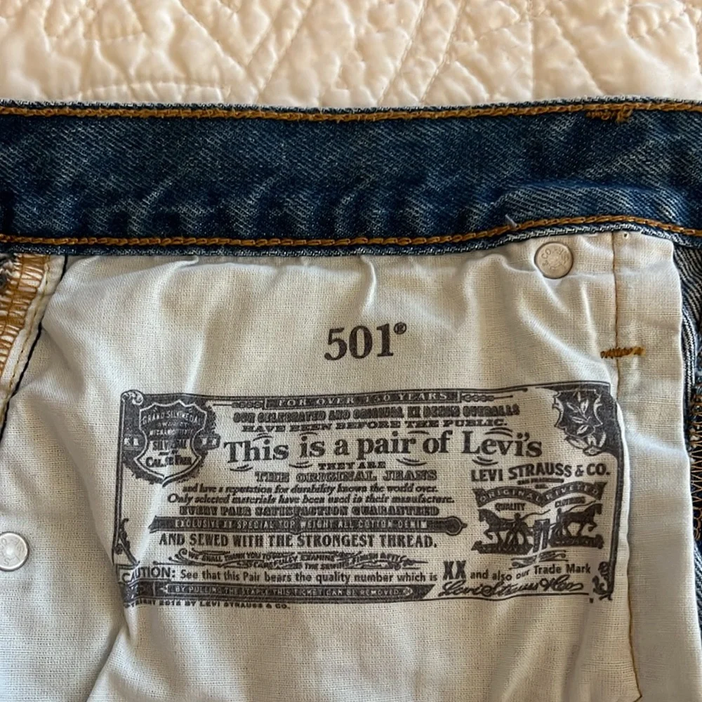 501 Levi Strauss & Co Denim Thigh Length Shorts - Picture 4 of 5